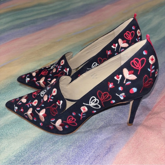Boden Navy Floral Embroidered Heels Size 40 EU - Picture 3 of 7